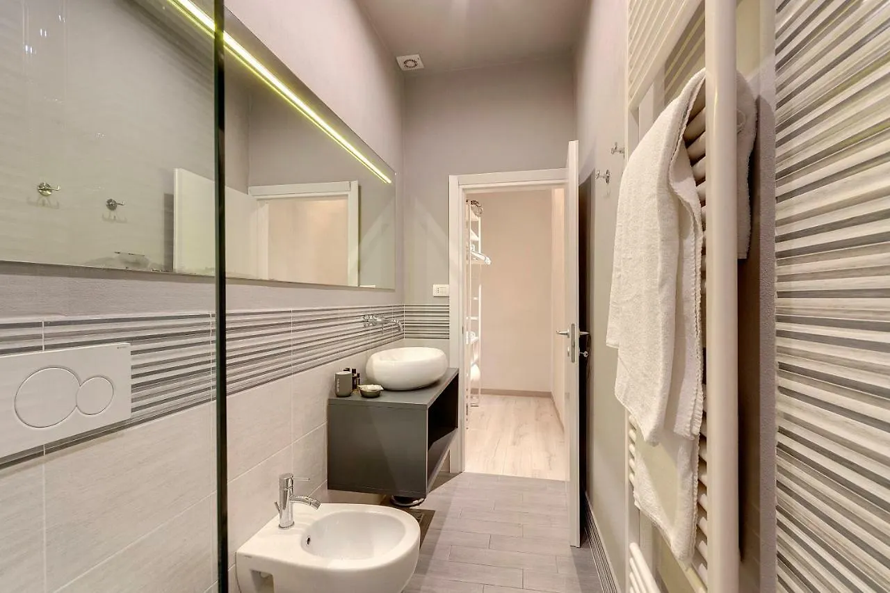 Courtyard Suite Florence Italy