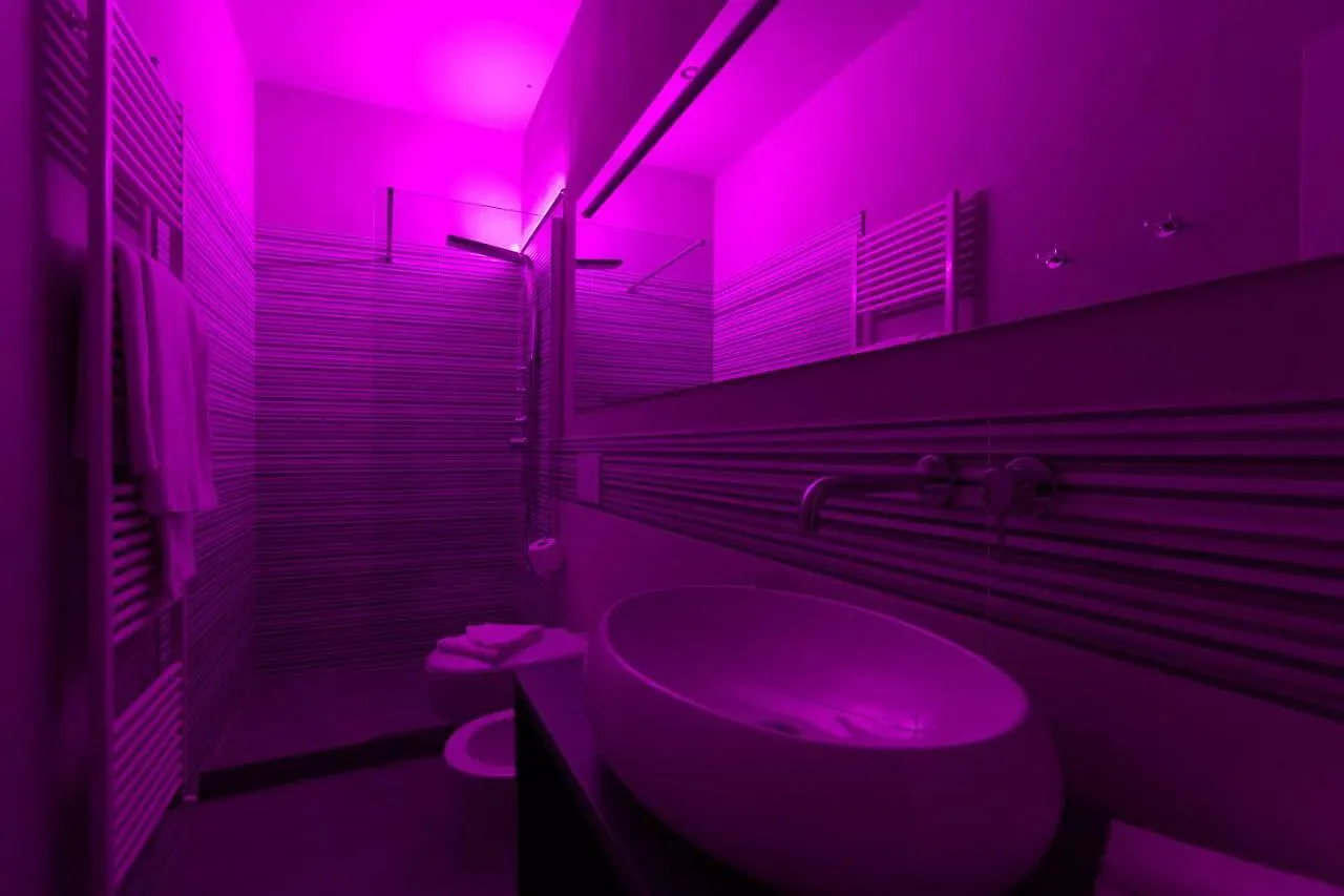 Courtyard Suite Firenze 0*,  Italia